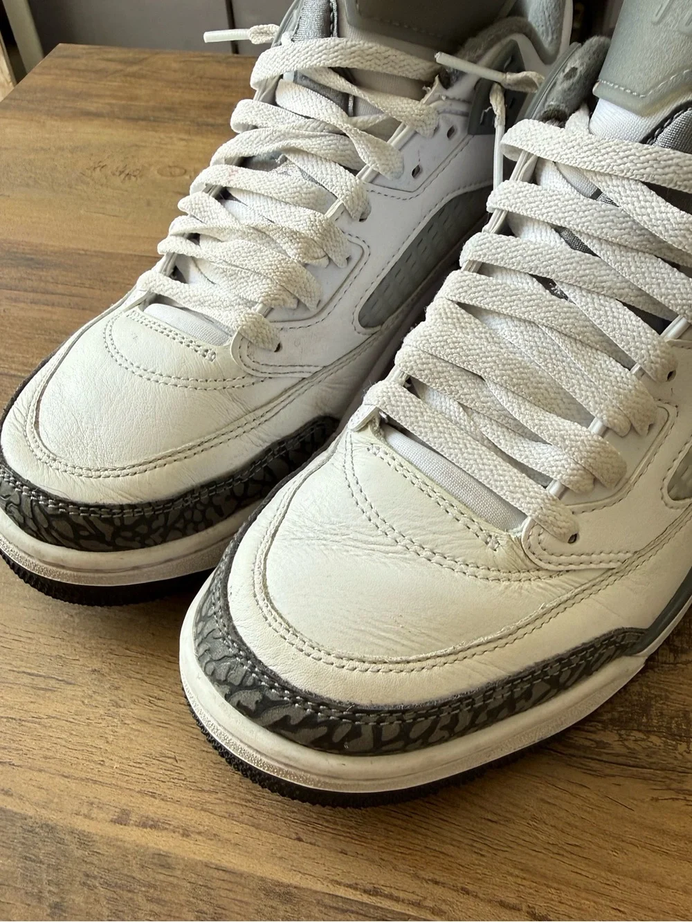 Jordan white leather